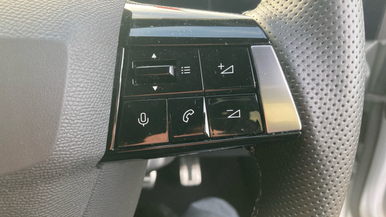 Vauxhall Astra 115kW GS 54kWh 5dr Auto Electric Hatchback